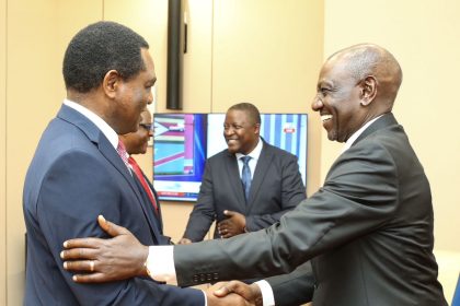President Ruto with his Zambian counterpart, Hakainde Hichilema.