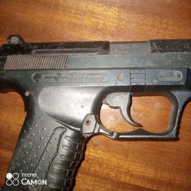 Police in Nairobi are holding a man and his wife over illegal possession of a firearm