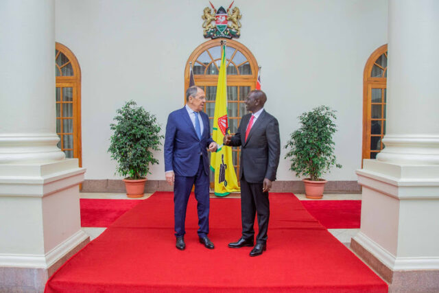 Russian Foreign Minister Sergei Lavrov and President William Ruto at State House, Nairobi, on May 29, 2023 (FILE)