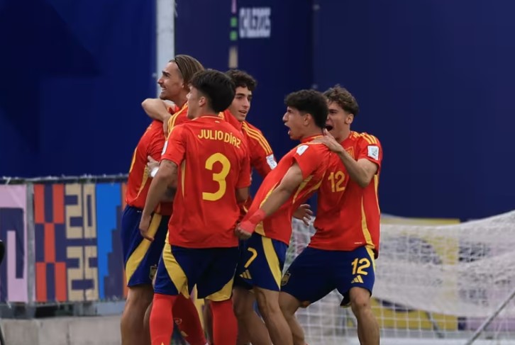 Italy, Mexico,Spain qualify for the FIFA U-20 round of 16 as Brazil crashes out