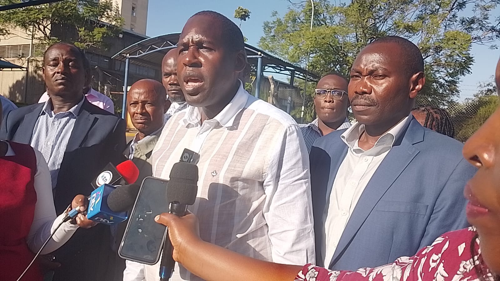 Aviation workers in clash with employer over wage stagnation