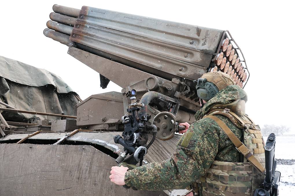 Russian troops pound Ukrainian army’s infrastructure over past day