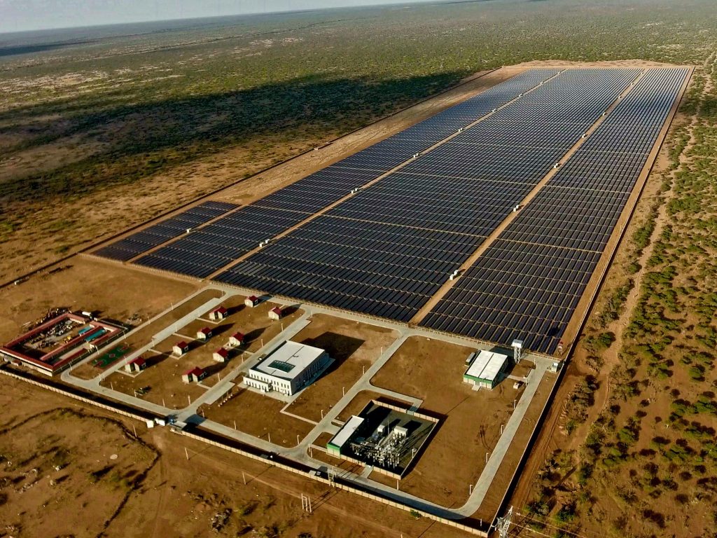 (230825) -- GARISSA, Aug. 25, 2023 (Xinhua) -- This aerial photo taken on Feb. 15, 2019 shows the Garissa Solar Power Plant in northeastern Kenya. TO GO WITH "Feature: Chinese-built solar plant boosting Kenya's clean energy aspirations" (Xinhua)