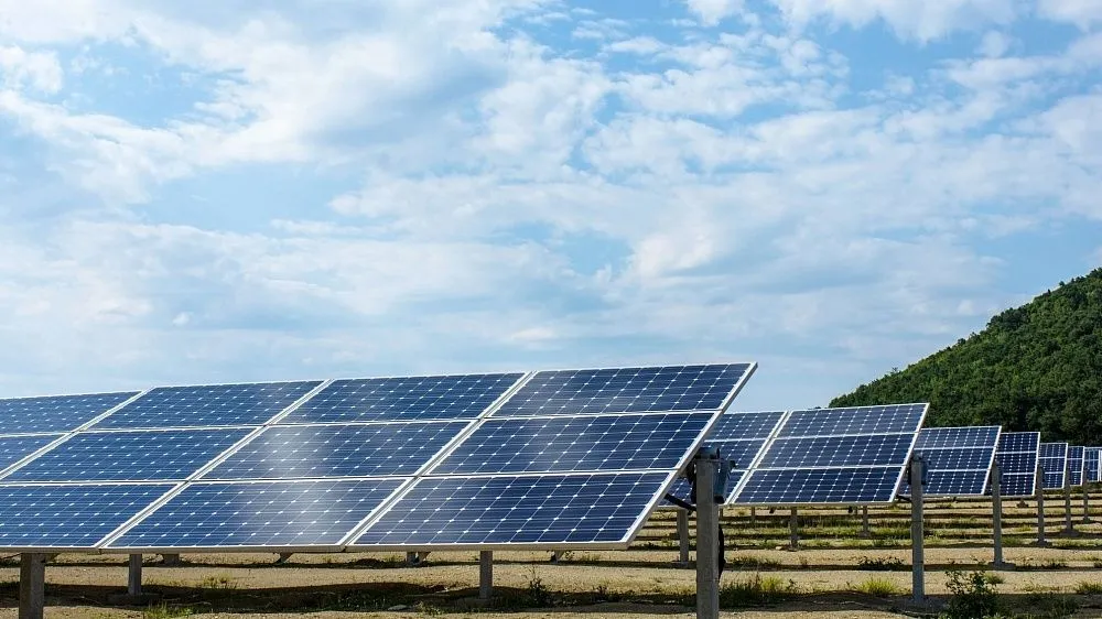 Tunisia launches four solar power plants to boost renewable energy