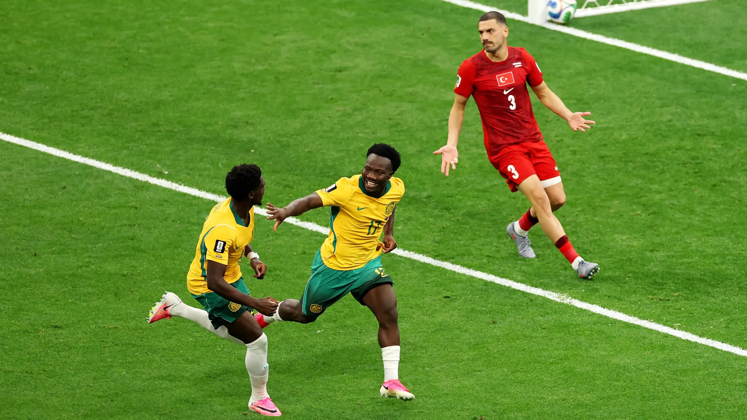 Clinical Australia upset Turkey in World Cup opener