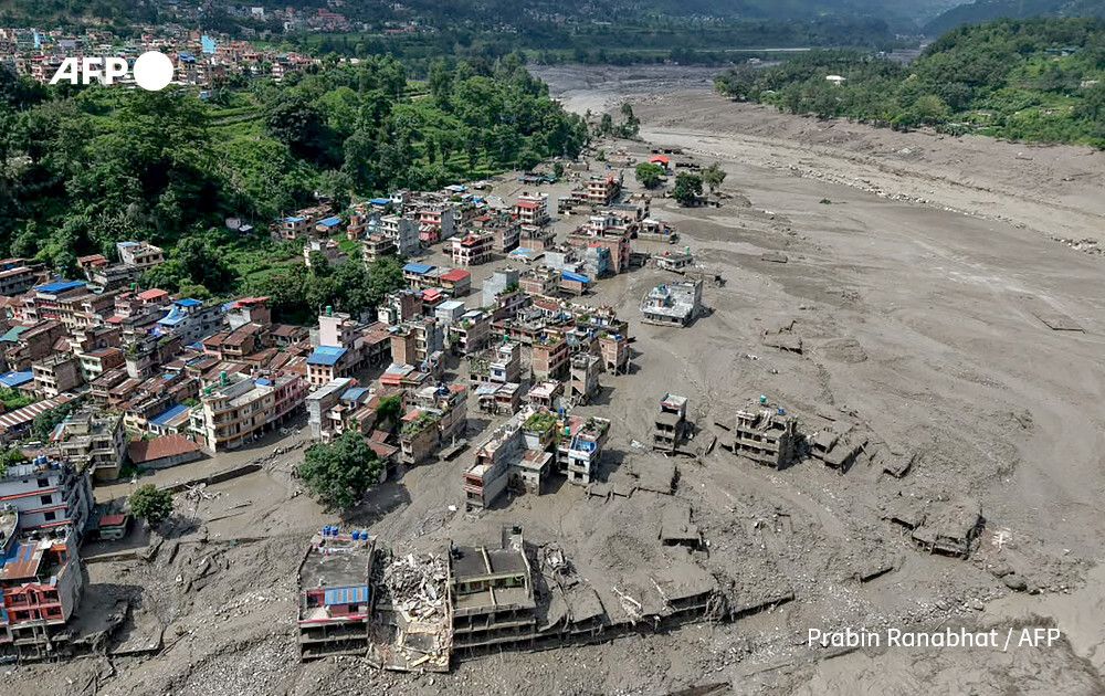 Glacial Collapse Leaves Hundreds Dead Along Nepal China Border glacial-collapse-leaves-hundreds-dead-along-nepal-china-border